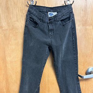 DG2 by Diane Gilman Womens black jeans, size 8 petite
